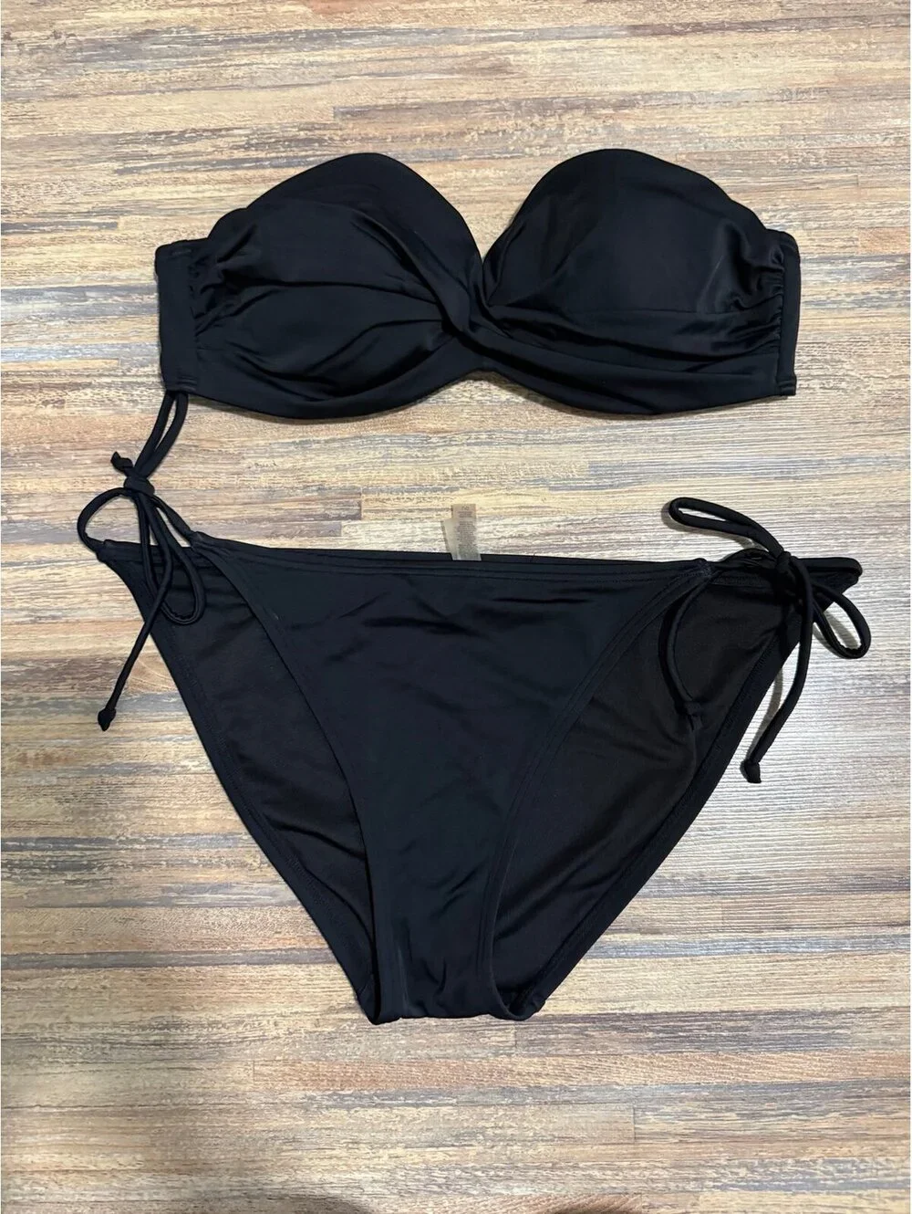 Victoria secret swim set Bottoms- large Top is 36B